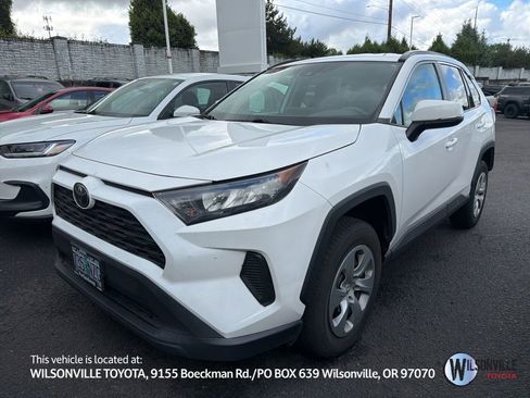 Used 2021 Toyota RAV4 LE AWD/4WD image 1