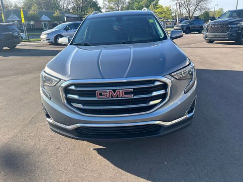 Used 2019 GMC Terrain SLT w/ Preferred Package AWD/4WD image 2
