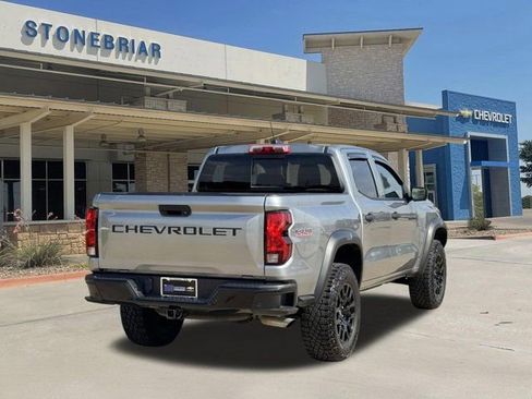 Used 2024 Chevrolet Colorado Trail Boss w/ Technology Package AWD/4WD image 5