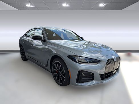 New 2026 BMW i4 eDrive40 w/ M Sport Package RWD image 7