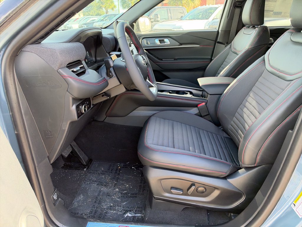New 2027 Ford Explorer ST-Line w/ Premium Package RWD image 21