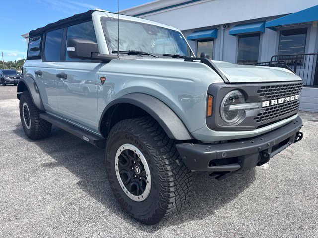 Used 2021 Ford Bronco Badlands AWD/4WD image 4