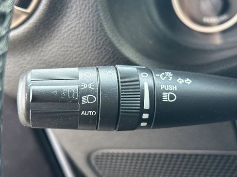 Used 2017 Jeep Wrangler 75th Anniversary image 28