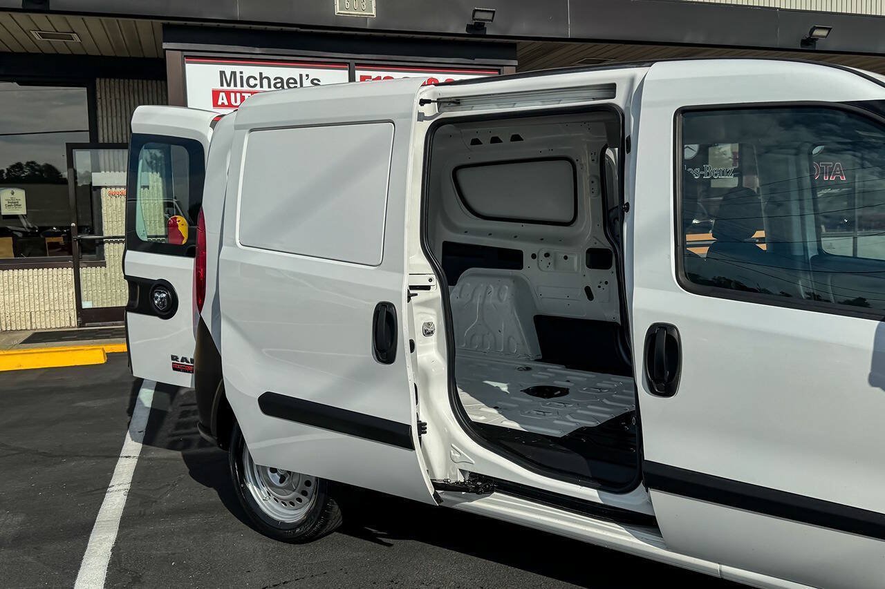 Used 2018 RAM ProMaster City Tradesman FWD image 15