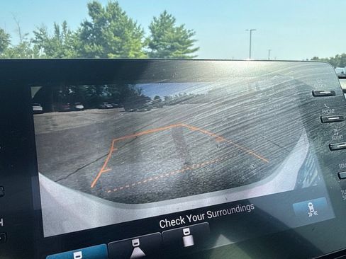 Used 2019 Honda Accord Sport image 4