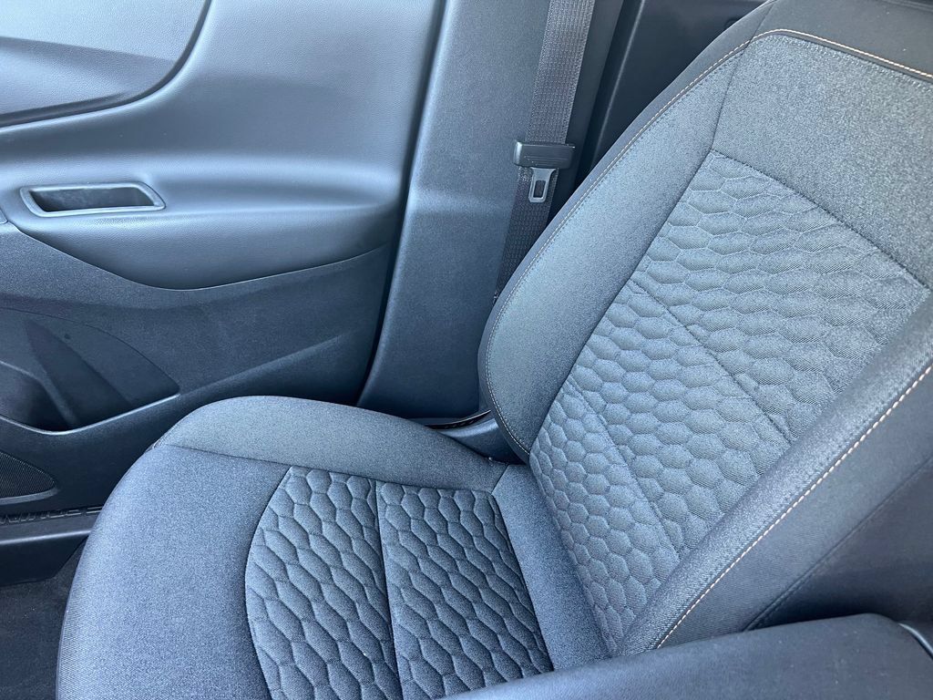 Used 2020 Chevrolet Equinox LT AWD/4WD image 28