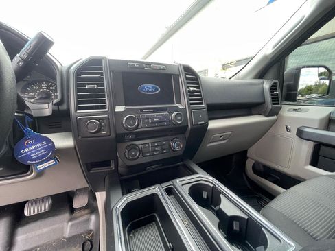 Used 2018 Ford F150 XL w/ Equipment Group 101A Mid AWD/4WD image 14