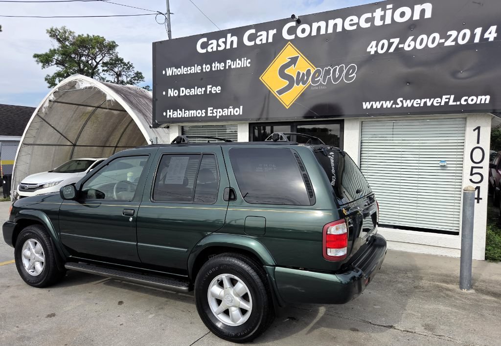 Used 2001 Nissan Pathfinder LE AWD/4WD image 8