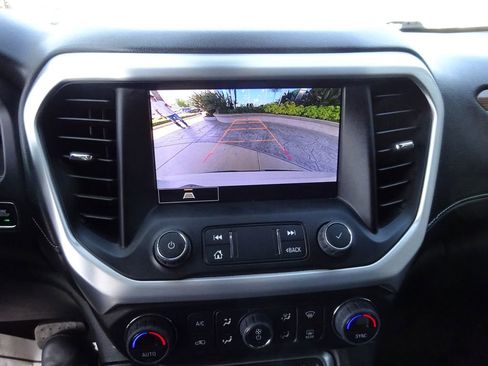 Certified 2023 GMC Acadia SLE w/ Driver Convenience Package FWD image 31