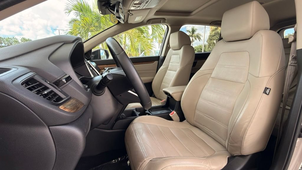 Certified 2019 Honda CR-V Touring image 4