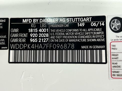 Used 2015 Mercedes-Benz SLK 250 w/ Premium Package image 38