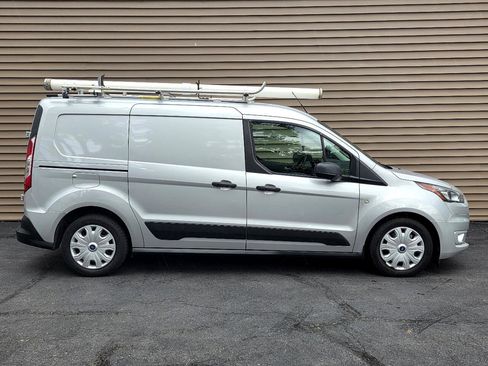 Used 2021 Ford Transit Connect XLT image 7