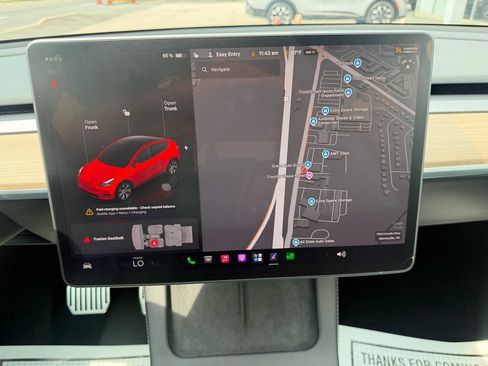 Used 2023 Tesla Model Y Long Range AWD/4WD image 14