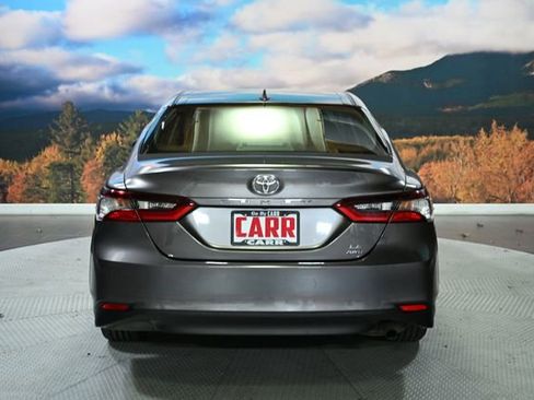 Used 2022 Toyota Camry LE image 7