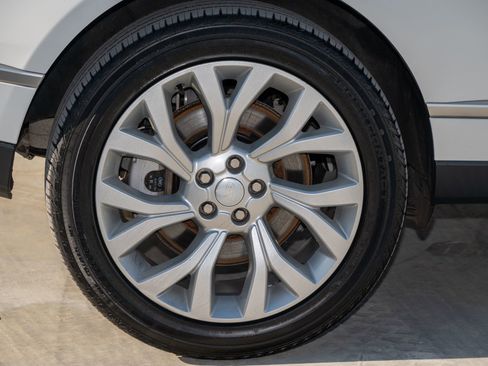 Used 2022 Land Rover Range Rover Westminster Edition image 46