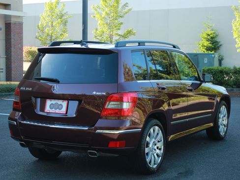 Used 2011 Mercedes-Benz GLK 350 4MATIC image 7