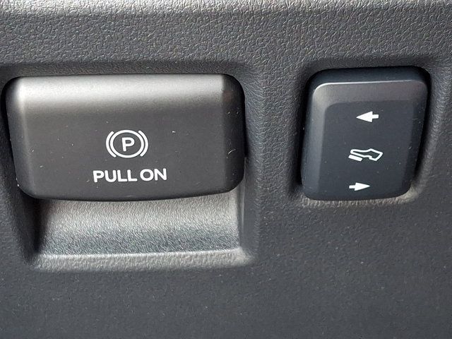 Used 2025 Ford F150 Raptor AWD/4WD image 28