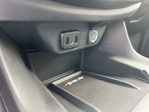 Used 2023 Chevrolet Traverse LT image 29