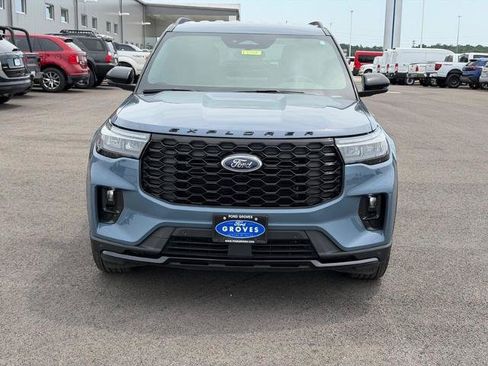 Certified 2026 Ford Explorer ST-Line AWD/4WD image 2