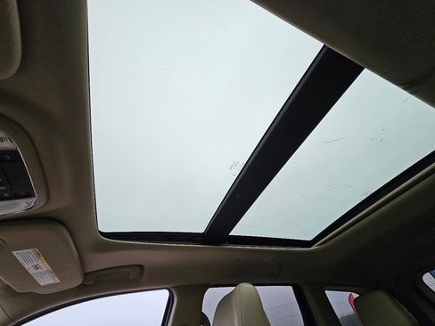 Used 2016 Jeep Grand Cherokee Limited w/ Luxury Group II image 70