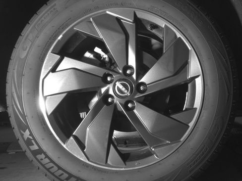 Used 2025 Nissan Rogue SV image 15