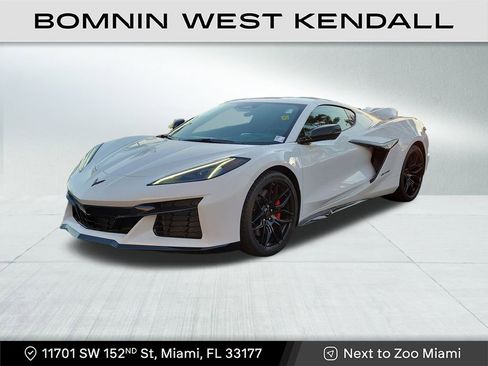 Used 2026 Chevrolet Corvette Z06 image 2