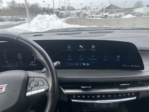 Certified 2024 Cadillac XT4 Premium Luxury image 10