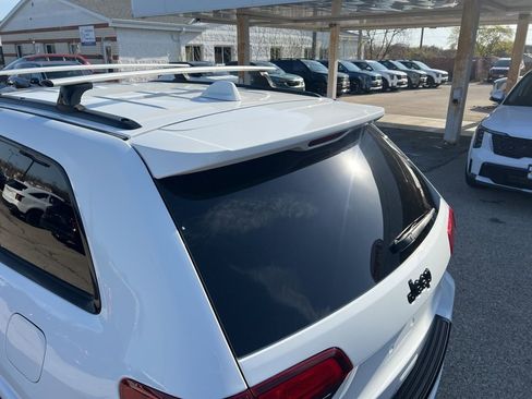 Used 2018 Jeep Grand Cherokee Altitude AWD/4WD image 36