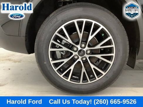 Used 2024 Ford Escape SE FWD image 8