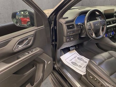 Used 2024 Chevrolet Suburban RST w/ Luxury Package AWD/4WD image 20
