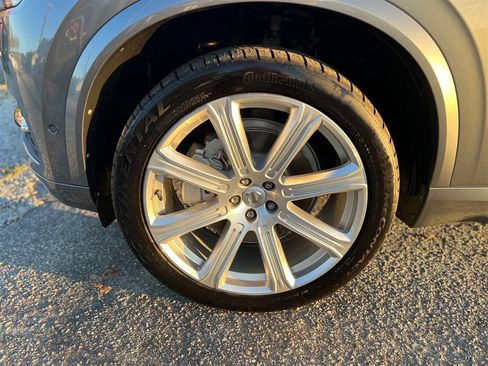 Used 2016 Volvo XC90 T6 Inscription w/ Vision Package image 10