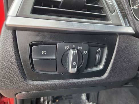 Used 2017 BMW 330i Sedan RWD image 13