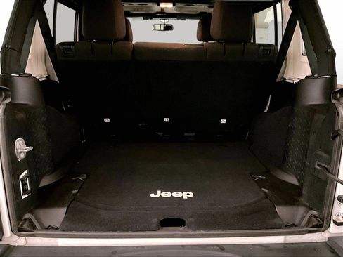 Used 2014 Jeep Wrangler Unlimited Sport w/ Quick Order Package 24S AWD/4WD image 34
