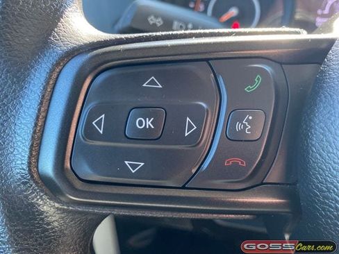 Certified 2025 Jeep Gladiator Sport AWD/4WD image 18