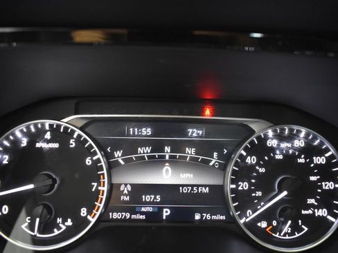 Certified 2024 Nissan Pathfinder SL w/ SL Premium Package AWD/4WD image 31