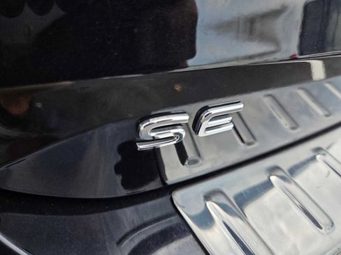 Used 2023 Volkswagen Taos SE w/ Panoramic Sunroof Package FWD image 17