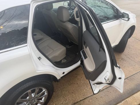 Used 2013 Ford Edge Limited AWD/4WD image 31