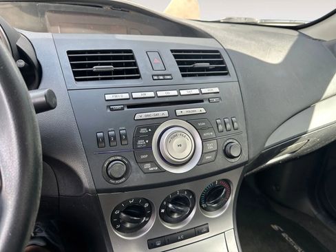Used 2010 MAZDA MAZDA3 i Sport image 13