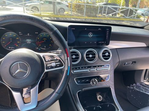 Used 2021 Mercedes-Benz C 300 Sedan image 4