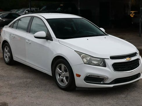 Used 2015 Chevrolet Cruze LT FWD image 15