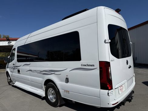Used 2022 Mercedes-Benz Sprinter 3500 image 6