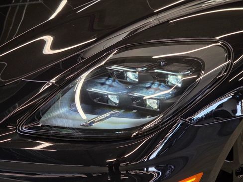 New 2026 Porsche Panamera image 23