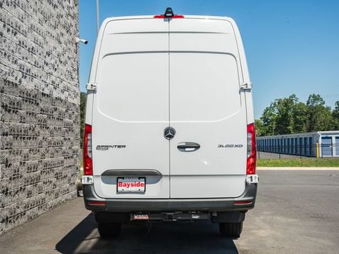 Used 2024 Mercedes-Benz Sprinter 3500 image 7