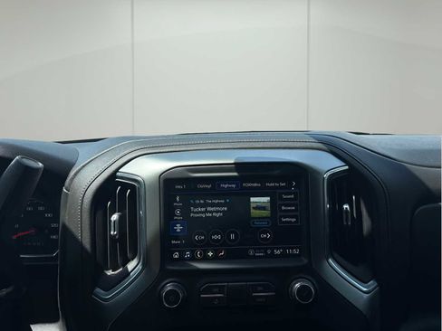 Used 2021 Chevrolet Silverado 1500 LT Trail Boss w/ Convenience Package II image 20