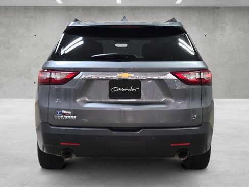 Used 2020 Chevrolet Traverse LT image 15