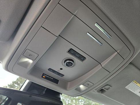 Used 2020 Chevrolet Tahoe LT image 18