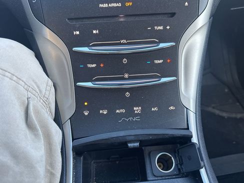 Used 2016 Lincoln MKZ w/ Equipment Group 300A Reserve image 22