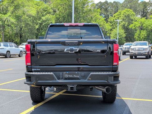 New 2026 Chevrolet Silverado 2500 High Country w/ High Country Premium Package AWD/4WD image 4