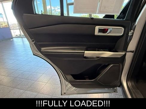 Used 2022 Ford Explorer Limited AWD/4WD image 22