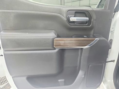 Used 2021 Chevrolet Silverado 1500 LT Trail Boss w/ Bed Protection Package AWD/4WD image 31